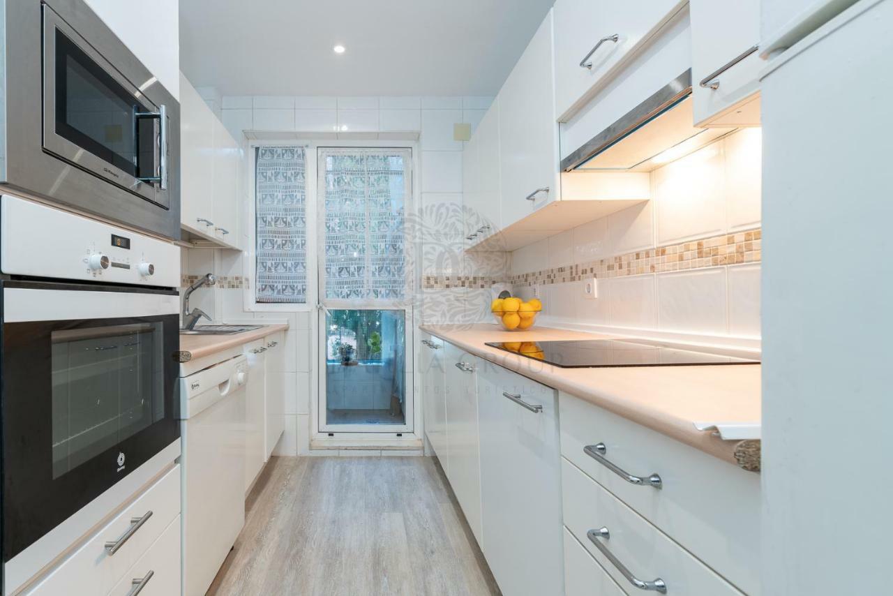 إِستيبونا El Faro Beach Apartment By Dahlia Group المظهر الخارجي الصورة