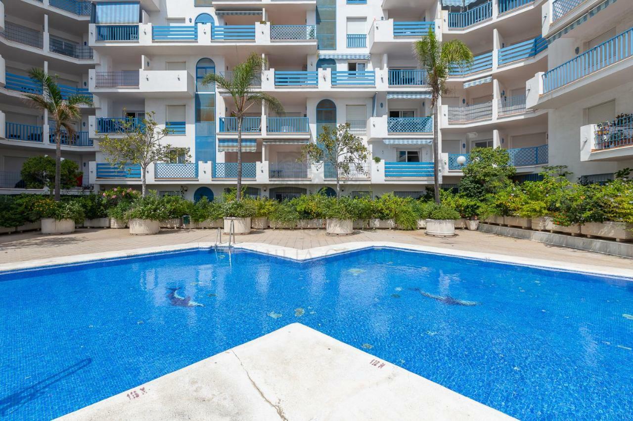 إِستيبونا El Faro Beach Apartment By Dahlia Group المظهر الخارجي الصورة