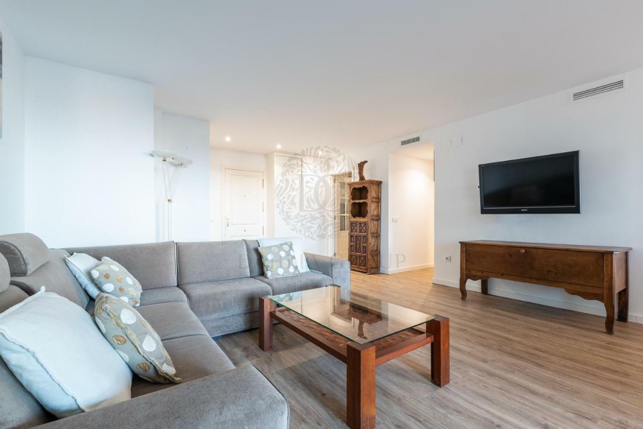 إِستيبونا El Faro Beach Apartment By Dahlia Group المظهر الخارجي الصورة