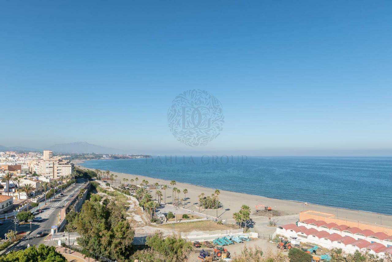 إِستيبونا El Faro Beach Apartment By Dahlia Group المظهر الخارجي الصورة