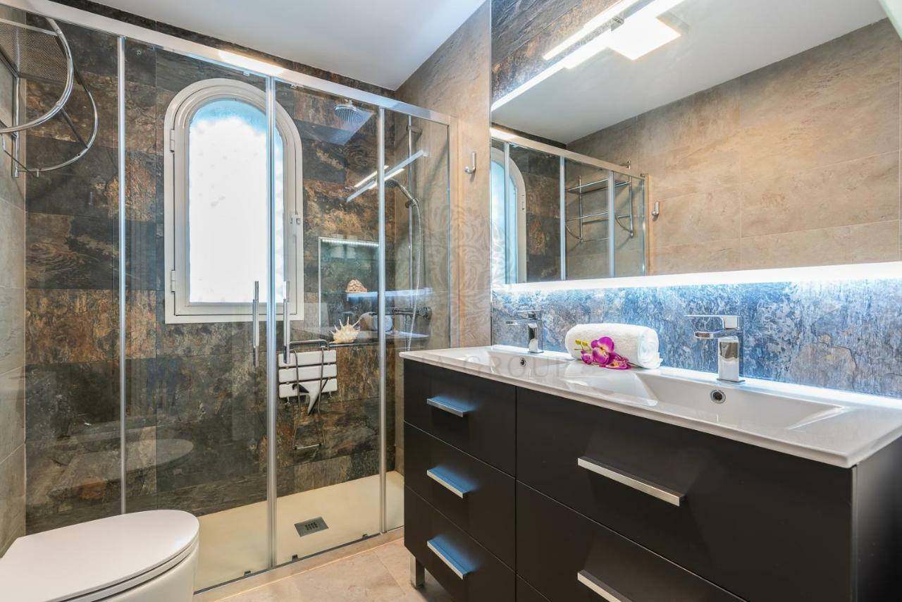 إِستيبونا El Faro Beach Apartment By Dahlia Group المظهر الخارجي الصورة